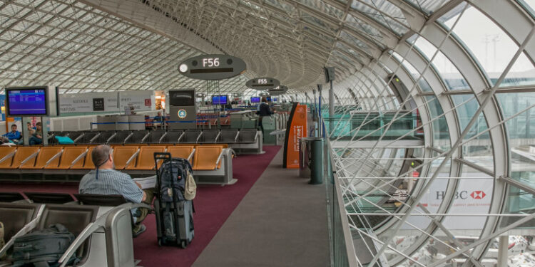 Grevă pe aeroporturile din Paris chiar în ziua în care încep Jocurile Olimpice