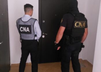 Percheziții CNA la mai multe școli auto din Chișinău, Ialoveni și Comrat. Mai multe persoane, cercetate penal