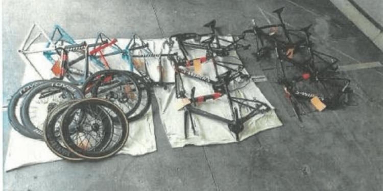 Biciclete de 1,8 milioane de euro, furate din Franța pentru vânzare în R. Moldova și Ucraina. 16 bărbați din ambele state, reținuți
