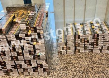 A încercat să aducă ilegal 1280 de pachete de țigări de la Istanbul. O moldoveancă, documentată de autoritățile române