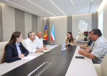 Bașcanul Găgăuziei, primarul orașului Taraclia și alți primari din ambele regiuni au organizat o întâlnire comună. Tema discuției: măsuri operative de mai departe, menite să oprească invazia de lăcuste