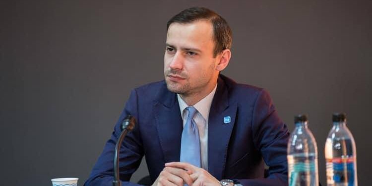 Plîngău despre „serialul” licitațiilor anulate de la Aeroport: „Frică, incompetență și interes, din păcate nu interes național”