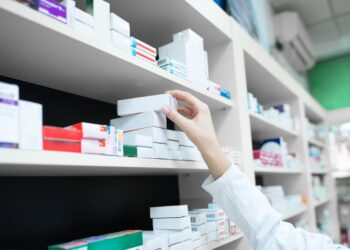 S-au pornit în farmacie cu rețeta medicală falsă. Trei moldoveni, reținuți în Franța