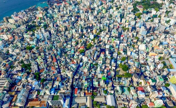 Мальдивы оказались на грани дефолта