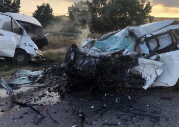 Grav accident la Cimișlia. Un tânăr a murit, iar o Toyota a fost transformată într-un morman de fiare contorsionate