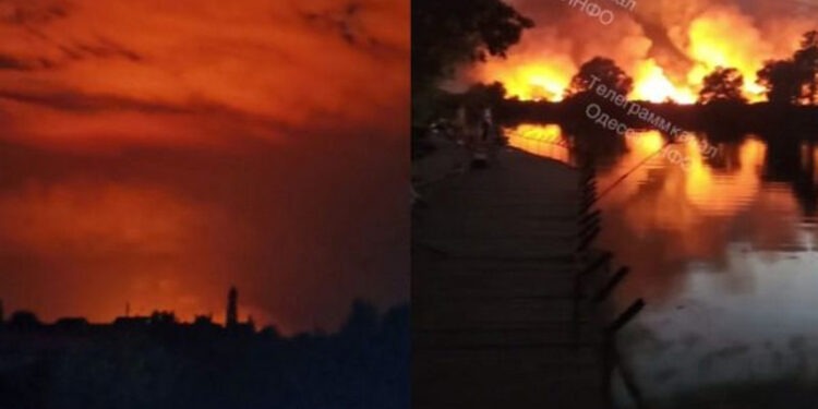 Incendiu masiv de vegetaţie în apropiere de hotarul Ucrainei cu Moldova. Pompierii nu au căi de acces