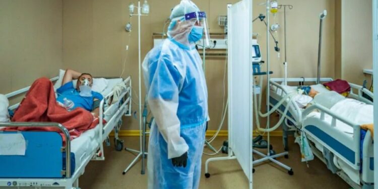 Пациент заразился в Африке: в Европе зафиксирован первый случай новой смертельной болезни