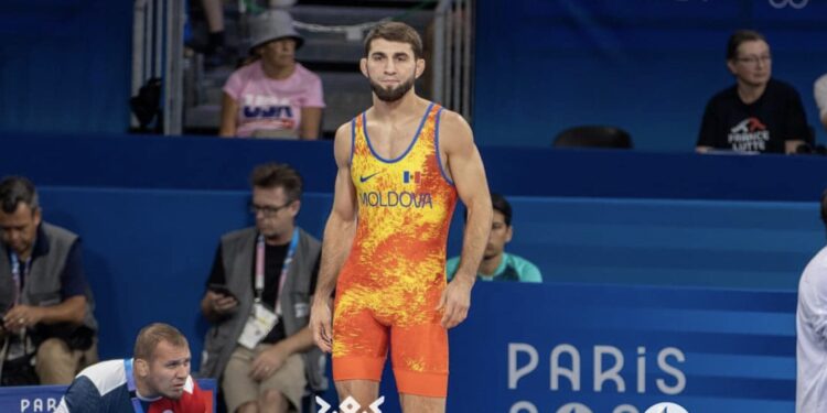 Борец из Молдовы Максим Сакулцан потерпел поражение в утешительном раунде Олимпийских игр