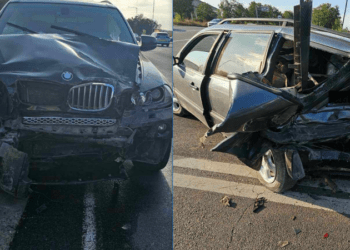 Un copil, transportat la spital după ce mașina cu care se deplasa a fost lovită violent din spate de un BMW