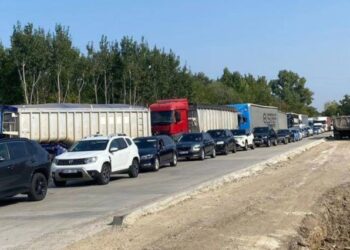 Atenție, călători! Trafic intens la punctul de trecere a frontierei Sculeni, pe sensul de ieșire din R. Moldova