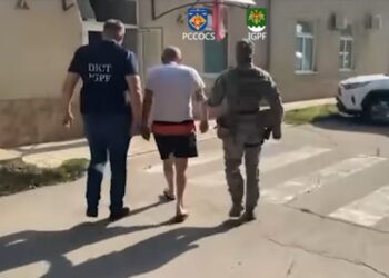 В Молдове задержали двоих таксистов, которые помогали украинским мужчинам незаконно проникать в страну