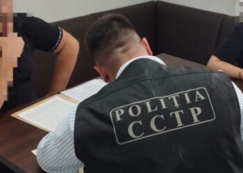 Задержаны три женщины, которые торговали услугами девушек-подростков