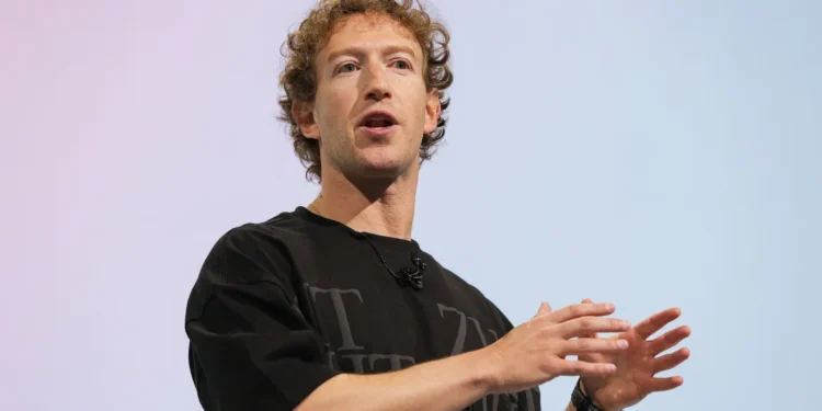 Марк Цукерберг вошел в элитный клуб богачей с состоянием в 200 миллиардов долларов и близок к третьему месту в мировом рейтинге богатейших людей