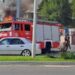 Incendiu în curtea unei gospodării, la Poşta Veche: Două echipe de pompieri luptă cu flăcările