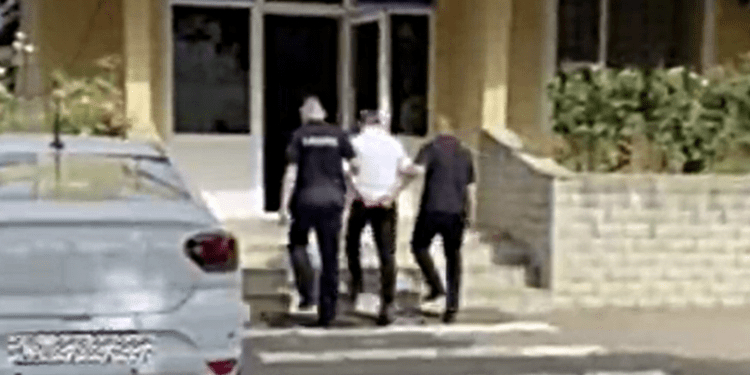 Un tânăr a fost reținut fiind suspectat că ar fi furat de la un bărbat banii câștigați de acesta la nuntă