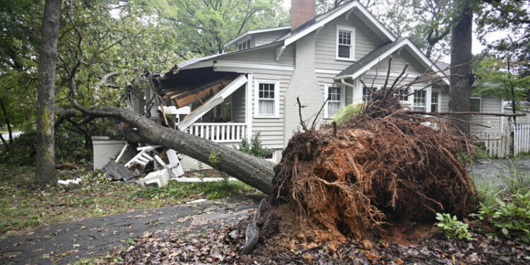 Imagini dramatice din sudul SUA arată amploarea dezastrului produs de uraganul Helene
