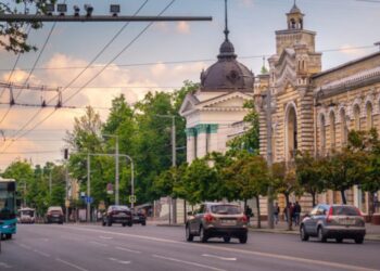 Traficul rutier în Piața Marii Adunări Naționale va fi suspendat duminică. Cum va circula transportul public