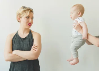 Кому грозит штраф за пропаганду «чайлдфри»: Эксперты объяснили подробно