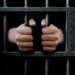 В Молдове отчима девочки, которая родила в 11 лет, приговорили к пожизненному заключению