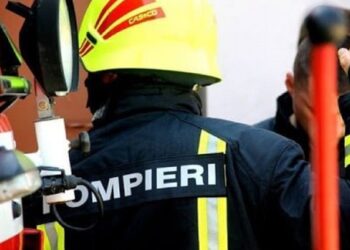 O casă din Florești, cuprinsă de flăcări. Un bărbat, transportat la spital cu arsuri