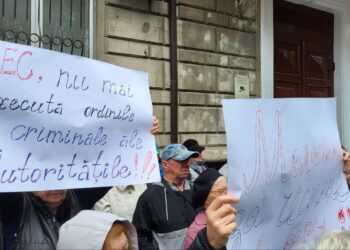 Protest la CEC față de decizia de a deschide doar cinci secții de votare în Rusia. Valerii Klimenko: Dacă CEC nu va deschide mai multe secții, vom cere președintelui Federației Ruse să nu recunoască alegerile