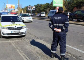 Doi tineri din Ungheni prinși fără permis și în stare de ebrietate la volan