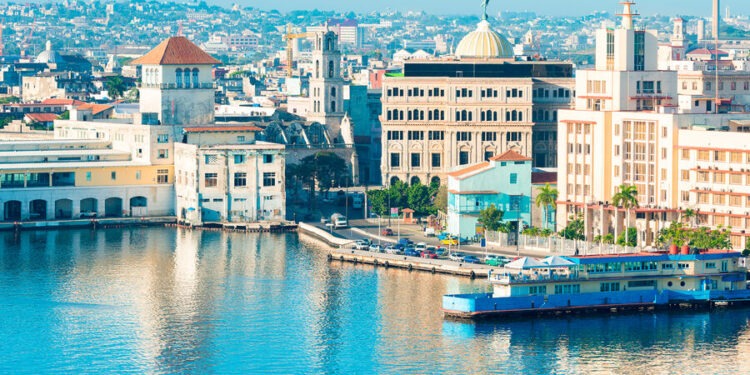 После аварии на ТЭЦ вся Куба осталась без света