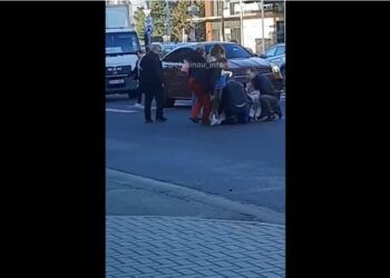 В Кишиневе на пешеходном переходе сбили 27-летнюю женщину