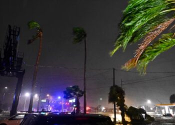 Ураган «Милтон» в США: Сообщается о погибших, без электричества остались более 2 млн жителей