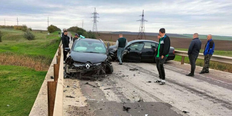 Во Флорештском районе в результате лобового столкновения пострадал один челолвек