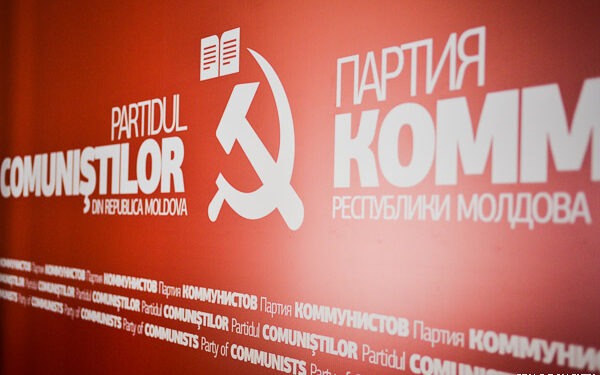 Заявление ПКРМ: Призываем голосовать за Стояногло, так как с Санду нет будущего кроме потери суверенитета