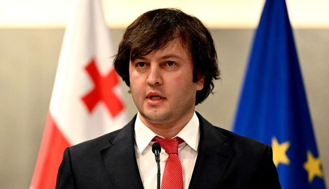 В Грузии сформируют правительство, несмотря на несогласие оппозиции, — премьер