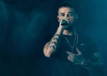 Бывший участник One Direction погиб, упав с третьего этажа отеля в Аргентине