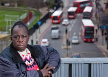 Familia unui copil care a murit în 2013 din cauza unei boli asociate cu poluarea va primi despăgubiri de la Guvernul britanic