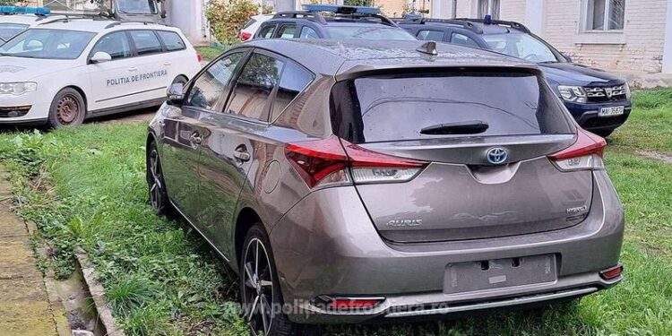 Un moldovean a rămas fără automobil la vama Albița: Ce i s-a întâmplat bărbatului