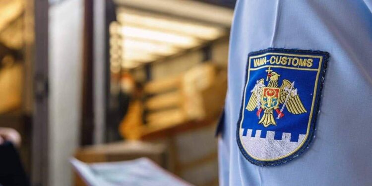 Atenție călători: Deficiențe tehnice creează aglomerări la vămile Sculeni și Leușeni-Albița
