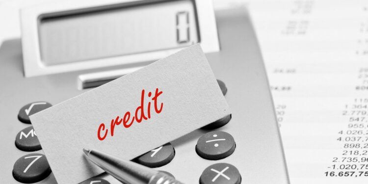 НКФР выявила нарушения в деятельности микрокредитных компаний, обвинив их в незаконном начислении штрафов