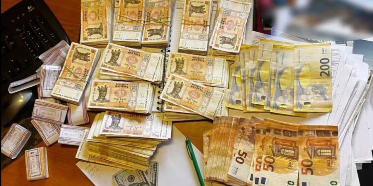 O companie din Chișinău a spart o bază de date a mașinilor din țară: informațiile, scoase la vânzare