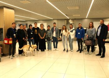Un nou grup de moldoveni evacuați din Liban aterizează pe Aeroportul Chișinău