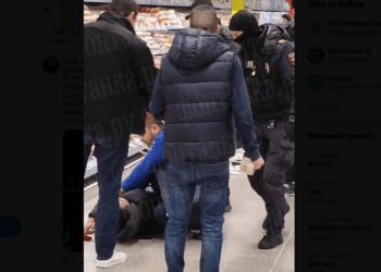 Patru răniţi în Rusia, într-un atac cu cuţitul în supermarketul rus O’Key, la Sankt Petersburg. Atacatorul, arestat