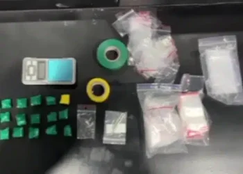 Tineri traficanți online, capturați la Bălți: Poliția a destructurat un grup criminal