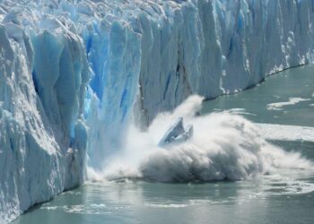 Рекордное таяние ледников Антарктики: мир стоит перед климатической катастрофой