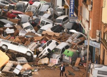 В Испании до сотни людей считаются пропавшими без вести из-за наводнений