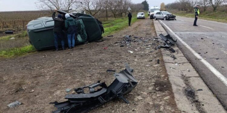 Серьезная авария в Будешть. Сообщается о двух пострадавших