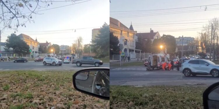 Молодой человек на электросамокате попал под колеса автомобиля