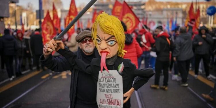 Italia paralizată de o grevă generală: Transportul public și cursele aeriene afectate grav