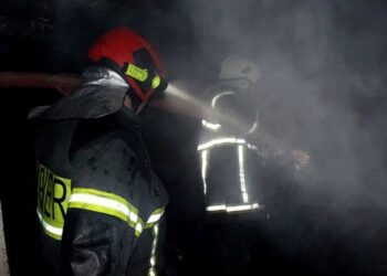 Incendiu într-un bloc din Chișinău: Trei persoane evacuate de urgență