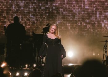 Адель берет паузу в карьере на неопределенный срок