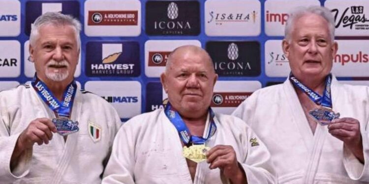 Mihail Maler, campion mondial la 81 de ani, învinge adversari din SUA, Italia și Germania