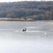 Спасатели предупреждают об опасности тонкого льда на водоемах